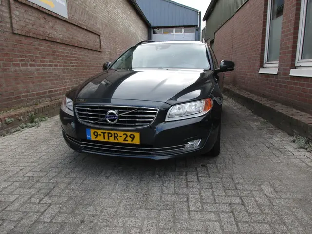 Volvo V70 1.6 T4 Nordic+ 2014 Benzine 4