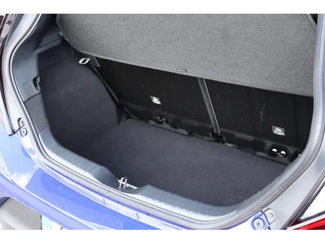 Toyota Aygo X 1.0 VVT-i MT Play, 2024 Benzine 22