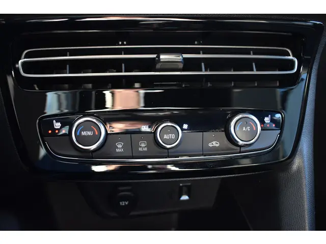 Opel Mokka-e Ultimate 50-kWh 11kw bl. 2022 Elektrisch 30