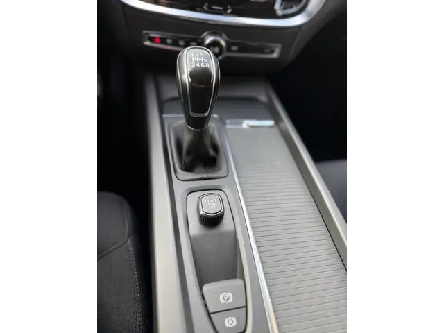 Volvo V60 2.0 D3 150 pk 2019 Diesel 21