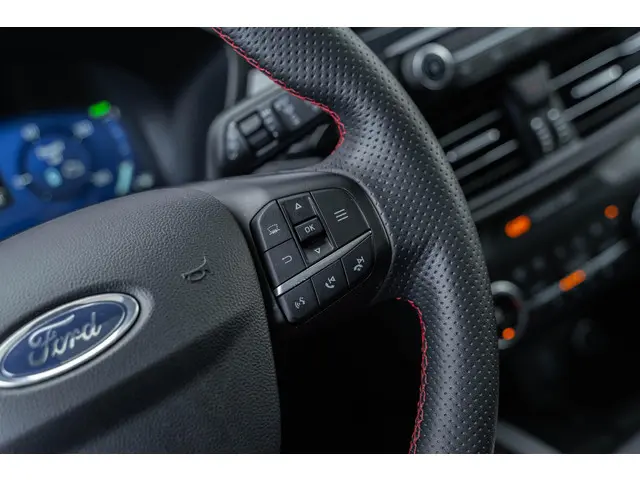 Ford Kuga 2.5 PHEV ST-Line X 2021 Hybride Benzine 30