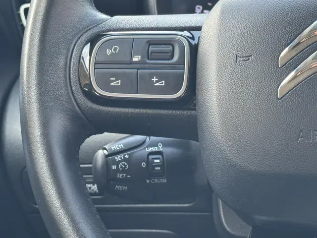 Citroën C3 Aircross 1.2 PureTech Shine 2021 Benzine 31