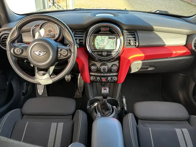 MINI Cooper Mini 1.5 Business (Verkocht) 2017 Benzine 19