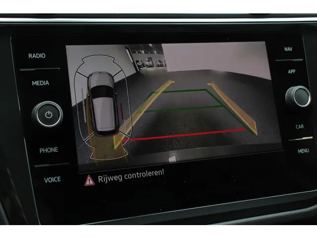 Volkswagen Tiguan 1.5 TSI DSG Active 2023 Benzine 18