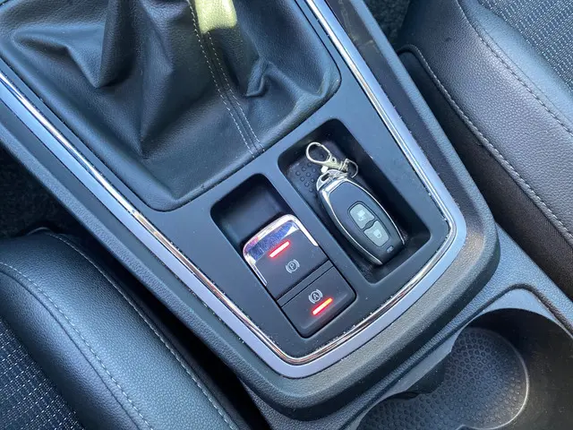 SEAT Leon FR Pano Leder Akrapovic Dynaudio 2018 Benzine 14