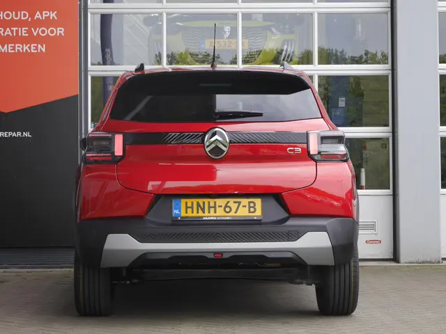 Citroën C3 1.2 Turbo 100pk Max 2025 Benzine 4