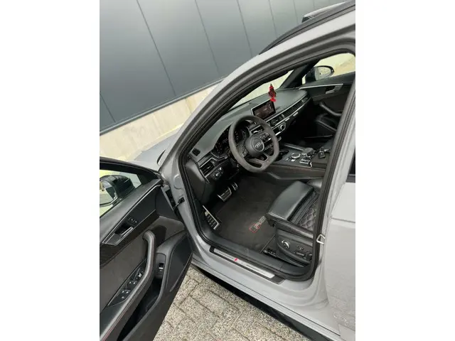 Audi RS4 Avant 2.9 TFSI RS 4 quattro 450 pk 2018 Benzine 11
