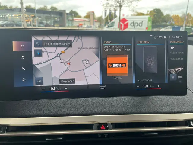 BMW iX xDrive40 Executive 77 kWh 2022 Elektrisch 14