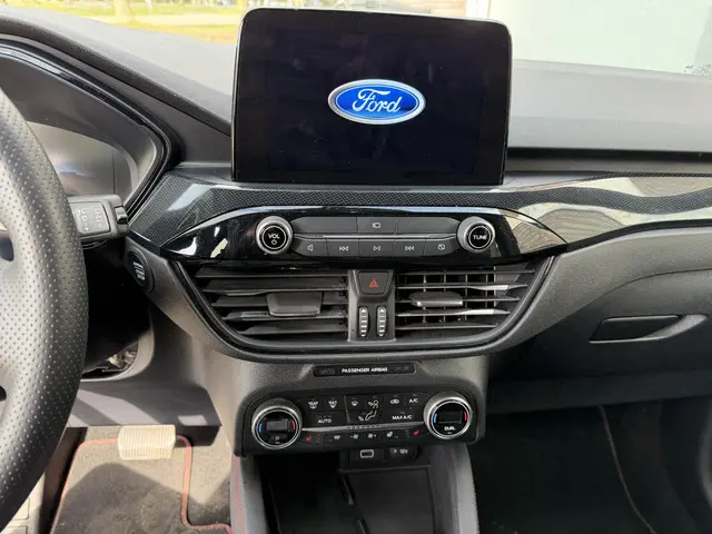 Ford Kuga 2.5 PHEV ST-Line X 2022 Hybride Benzine 16