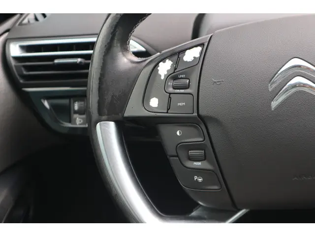 Citroën Grand C4 Picasso 1.6 THP Business 2015 Benzine 19