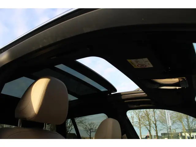 BMW X3 xDrive30e High Executive 2020 Hybride Benzine 28