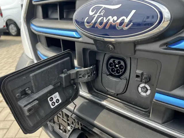 Ford E-Transit 350 L3H3 Trend 68 kWh 2023 Elektrisch 3