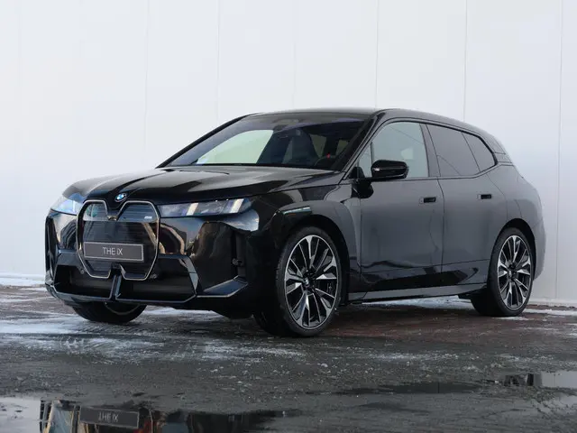 BMW iX xDrive M70 2026 Elektrisch 8