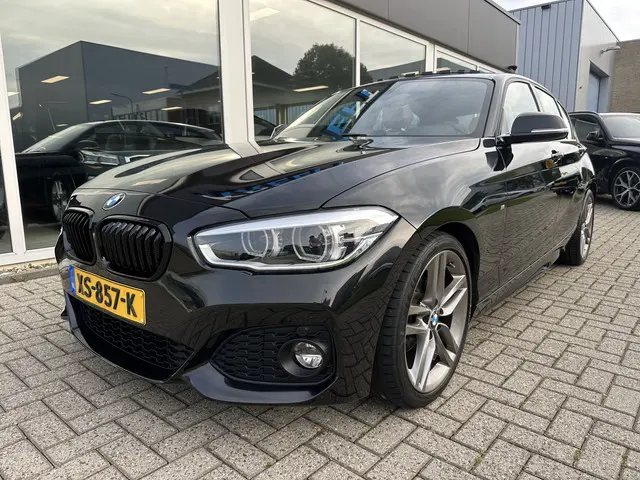 BMW 1 Serie 118i High Executive 2019 Benzine 4
