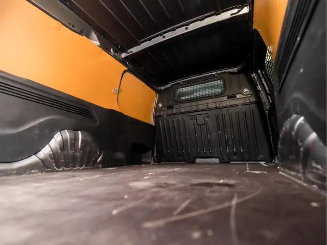 Citroën Berlingo 1.5 BlueHDI Club XL 2020 Diesel 12
