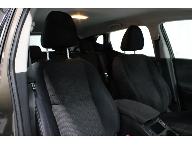 Nissan QASHQAI 1.2 Acenta 2014 Benzine 18