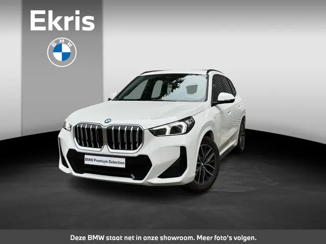 BMW X1 sDrive18i 2023 Benzine
