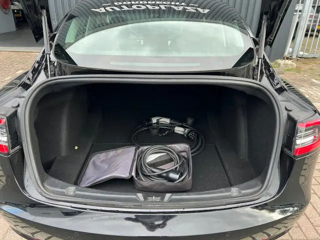 Tesla Model 3 Long Range AWD 75 kWh 2020 Elektrisch 9