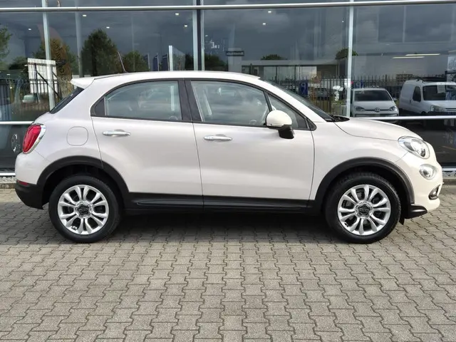 Fiat 500X 1.6 PopStar LMV / Cruise / Keyless 2016 Benzine 4