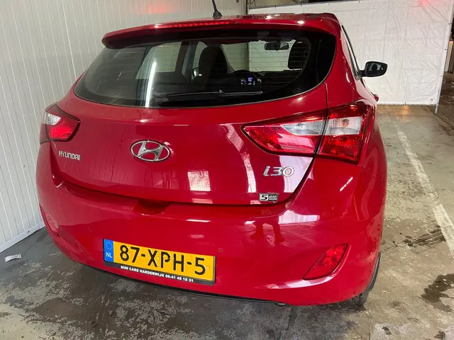 Hyundai i30 1.6 GDI i-Motion AUTOMAAT 2012 Benzine 4