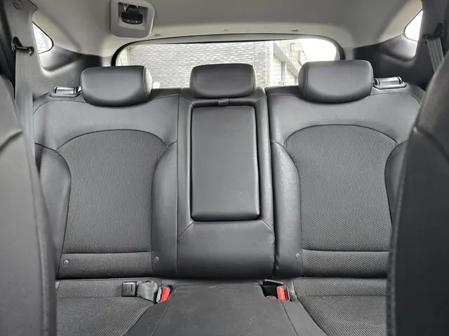 Hyundai ix35 2.0i i-Vision + trekhaak 2015 Benzine 21