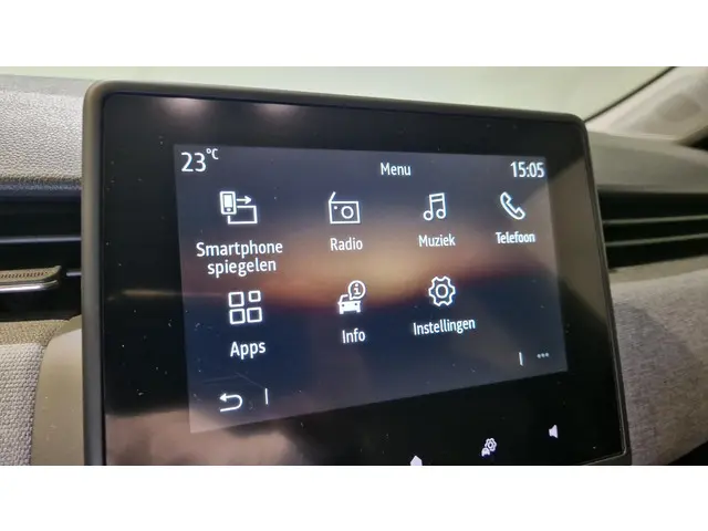 Mitsubishi Colt 1.0T Intense 2024 Benzine 15