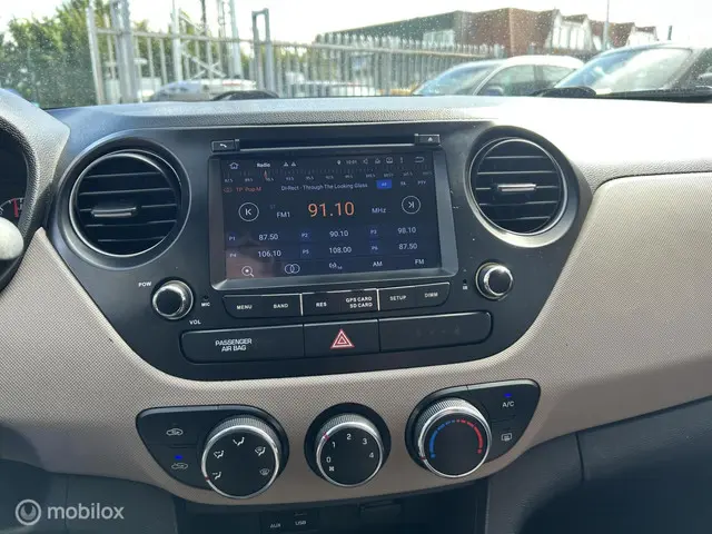 Hyundai i10 1.0i i-Motion Comfort 2014 Benzine 11