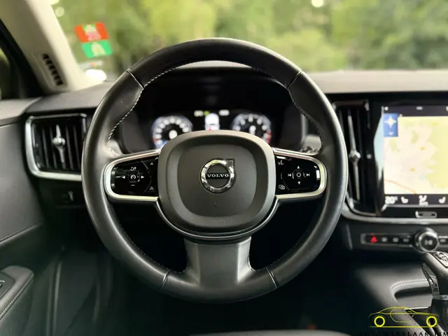 Volvo V90 3