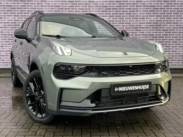 Lynk & Co 01 More 2025 Hybride Benzine 9