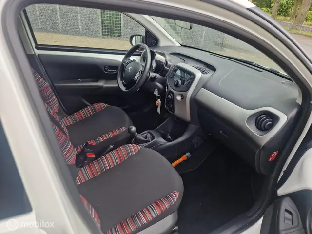 Citroën C1 1.0 e-VTi Airscape Feel 2017 Benzine 8