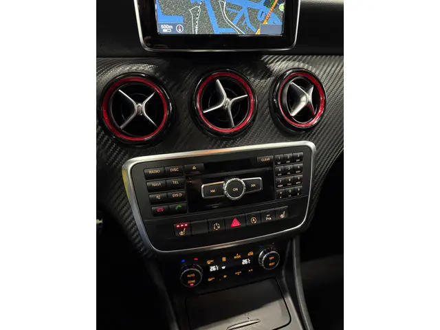 Mercedes-Benz A-Klasse 250 Sport Prestige 2015 Benzine 24
