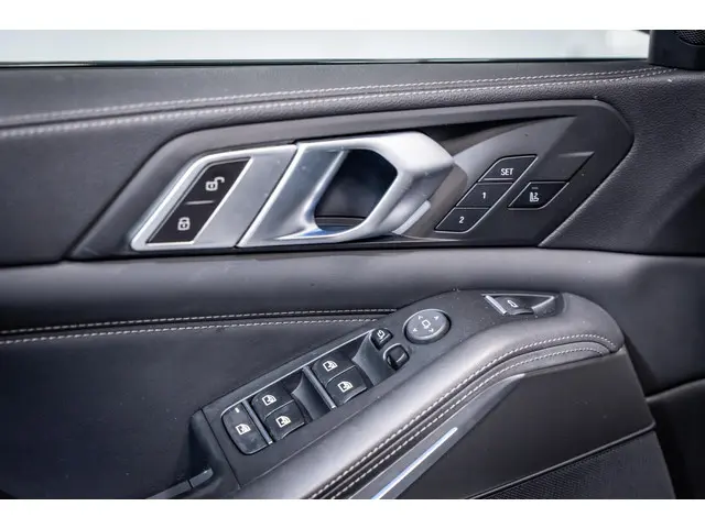 BMW X5 XDrive45e High Executive 2021 Hybride Benzine 41