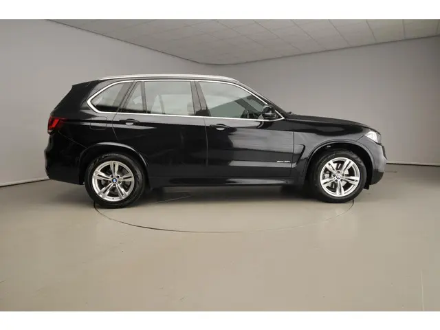 BMW X5 xDrive35i 2018 Benzine 4