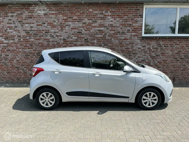 Hyundai i10 1.0i i-Motion Go! 2016 2017 Benzine 7