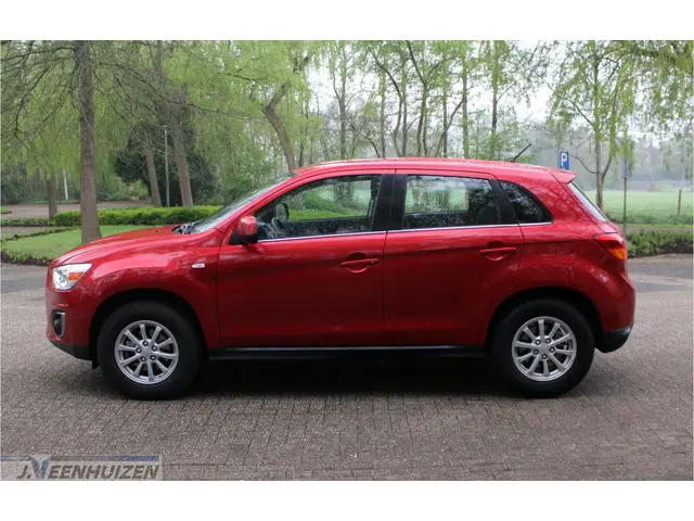 Mitsubishi ASX 1.6 Cleartec Bright 2016 Benzine 6