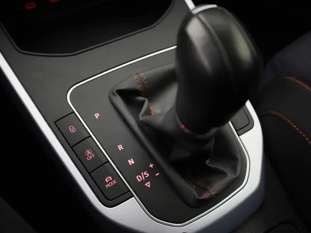SEAT Arona 1.5TSI/150PK FR DSG 2023 Benzine 14