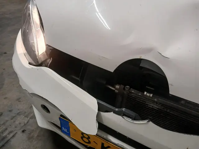 Volkswagen up! 1.0 take up! BlueMotion - Schade 2013 Benzine 7