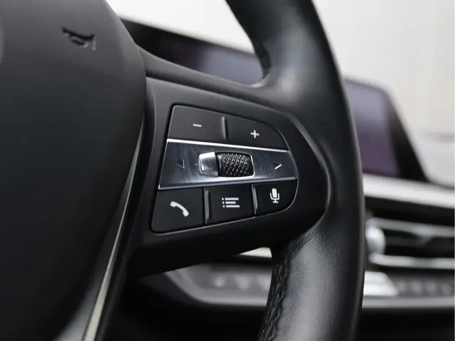 BMW 2 Serie Gran Coupé 218i High Executive 2020 Benzine 35