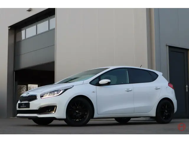 Kia cee'd 1.0 T-GDi 2017 Benzine 8