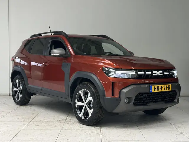 Dacia Duster 1.6 Hybrid 140 Journey 2025 Hybride Benzine 4