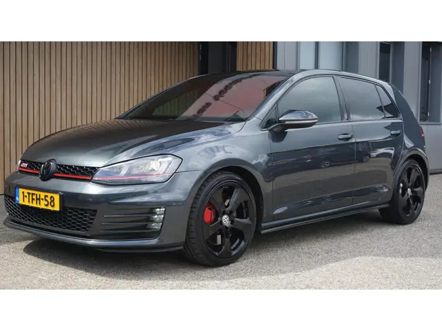 Volkswagen Golf 2.0 TSI 230pk GTI 2014 Benzine 4