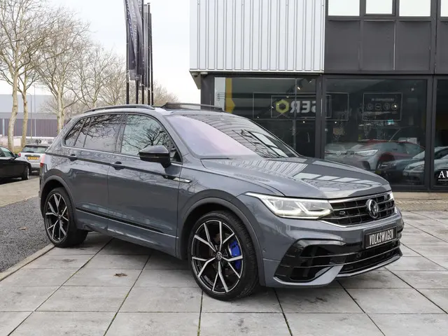Volkswagen Tiguan R 2022 Benzine 26