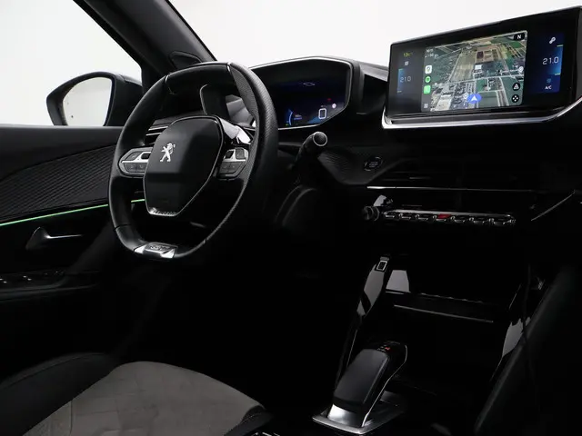 Peugeot e-2008 EV GT PACK 50 kWh 2021 Elektrisch 4