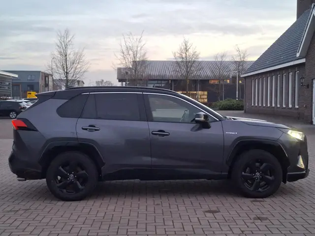 Toyota RAV4 2.5 Hybrid Bi-Tone 2019 Hybride Benzine 9