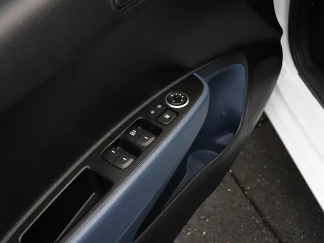 Hyundai i10 1.0i i-Motion Comfort 2016 Benzine 14