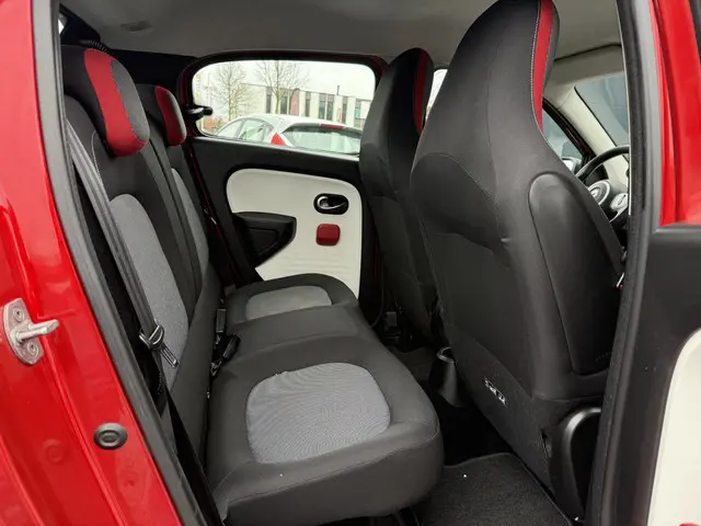 Renault Twingo 1.0 SCe Collection 2015 Benzine 10