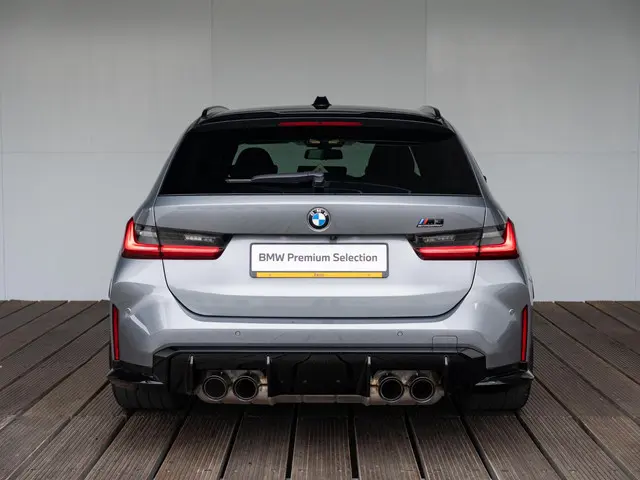 BMW M3 Touring xDrive Competition 2024 Benzine 5