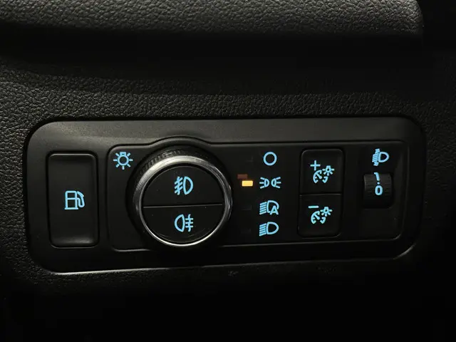 Ford Kuga 2.5 PHEV ST-Line 2023 Hybride Benzine 24