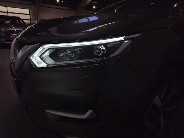 Nissan QASHQAI 1.3 DIG-T Premium Edition 2021 Benzine 32