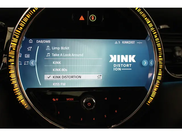 MINI Cooper Mini 1.5 Camden Edition 2023 Benzine 15